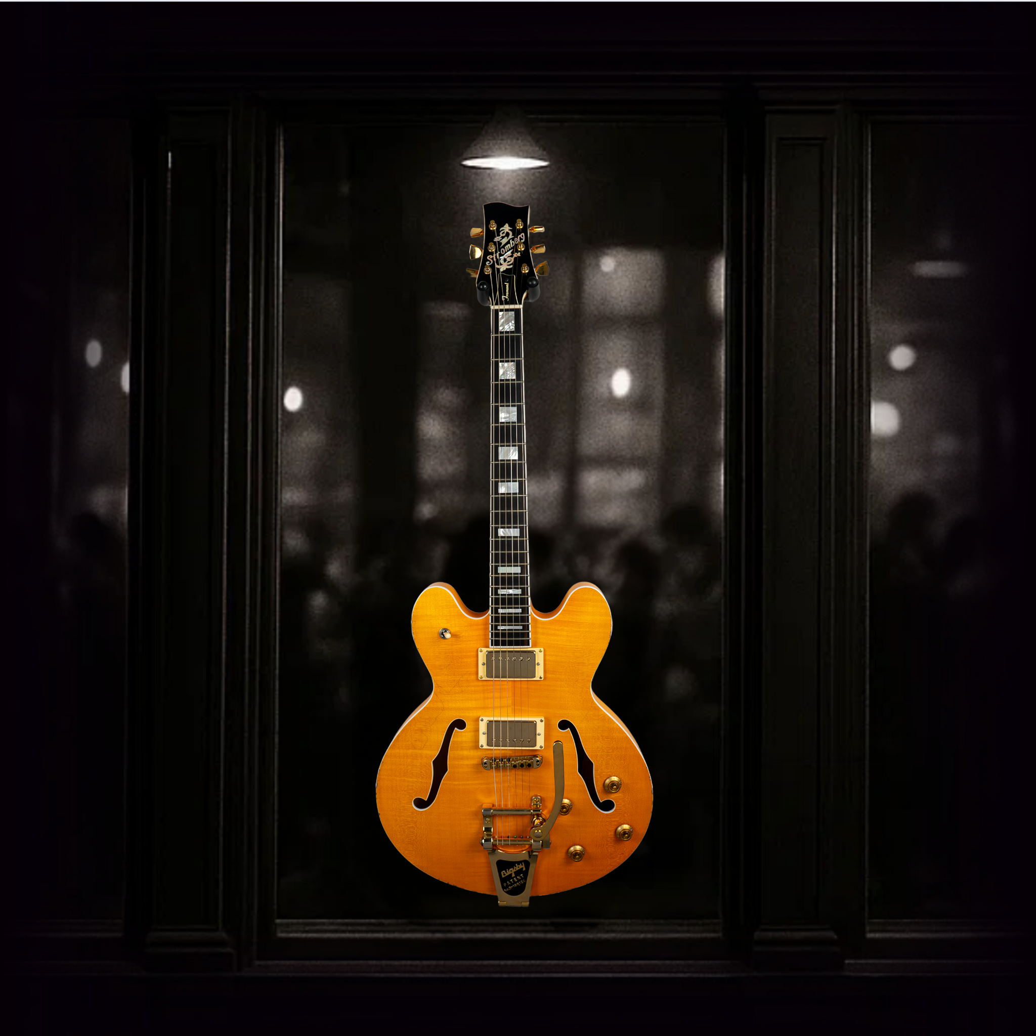 Fremont w/ Bigsby - Trans Honey Medium Aged