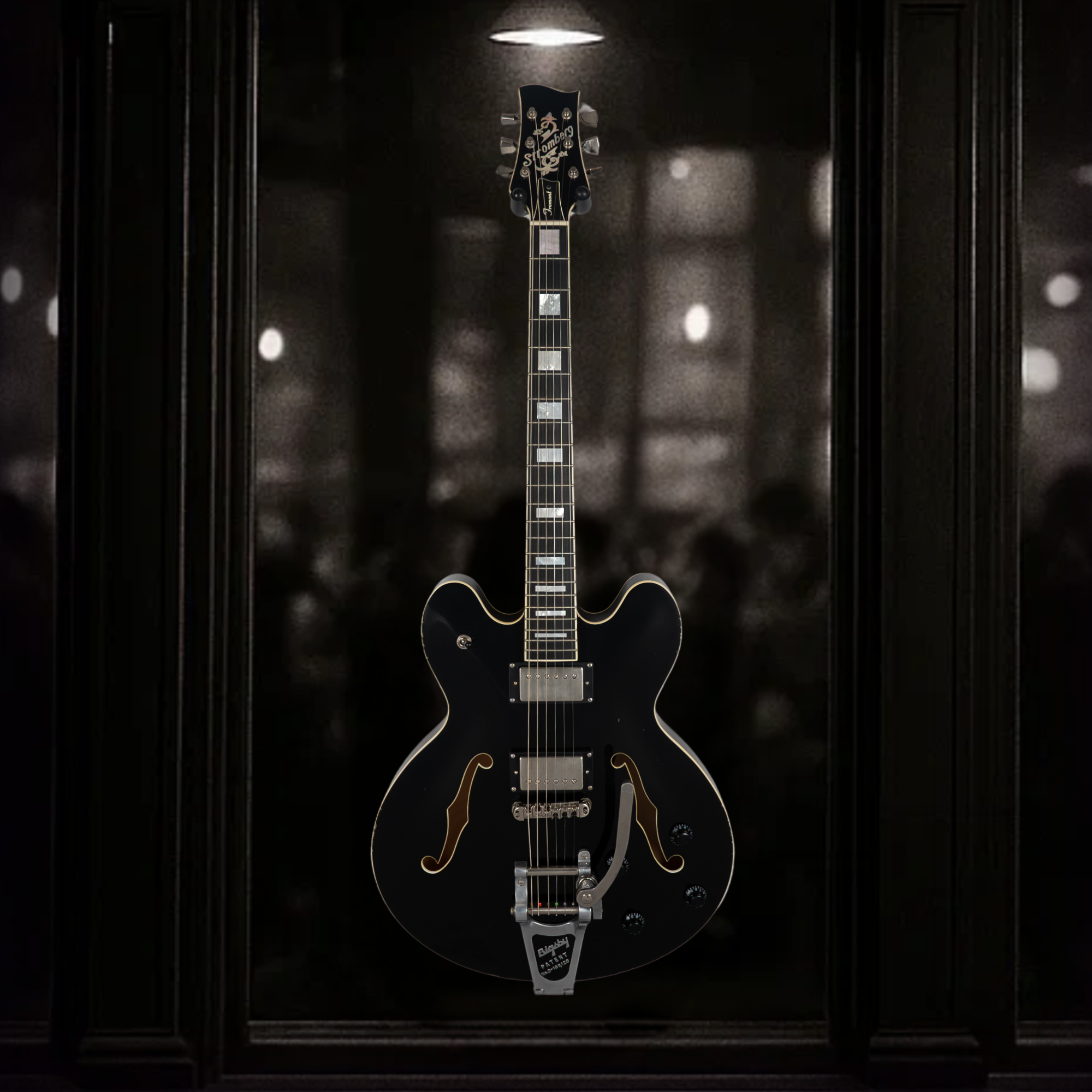 Fremont w/ Bigsby - Black Aged